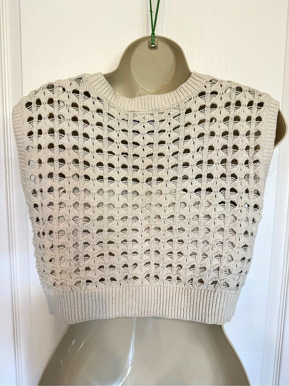Freshman 1996 Crochet Knit Cropped Sweater in Cream Size Medium